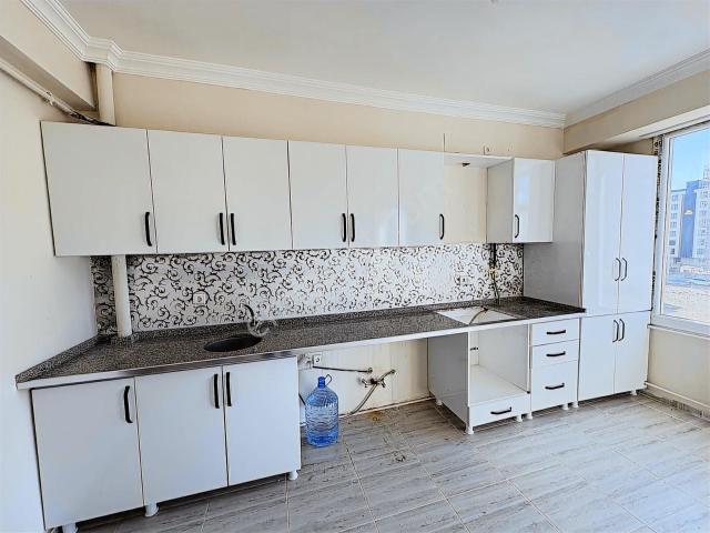 Geylani Emlak'tan Batıkent 2+1 Kiralık Daire
