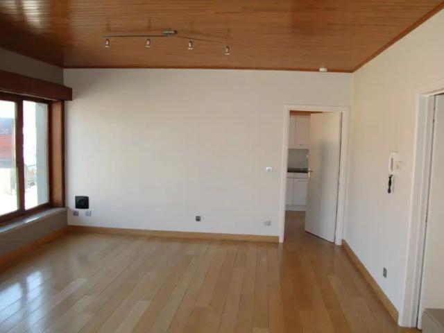 Gezellig 2 slk appartement in centrum Berlare