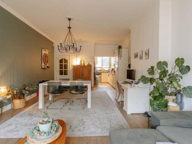 Gezellig appartement met 1 slaapkamer en bureauruimte