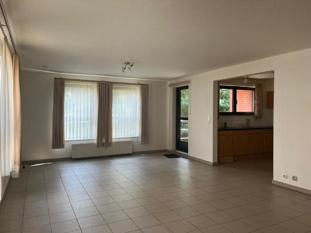 Gezellig appartement met 2 slaapkamers, centrum Beringen