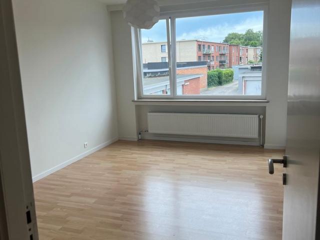 Gezellig appartement met 2 slk, terras en garage!
