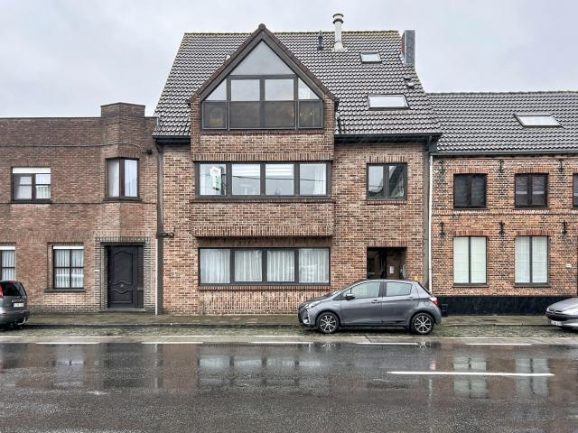 gezellig appartement met garage