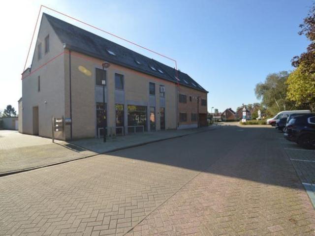 Gezellig dakapp. van 85m², met terras van 60m² ! & garage