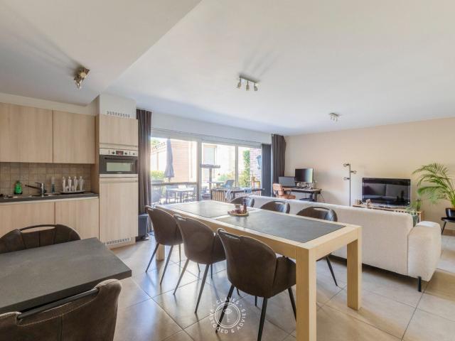 Gezellig gelijkvloers appartement op wandelafstand van De.