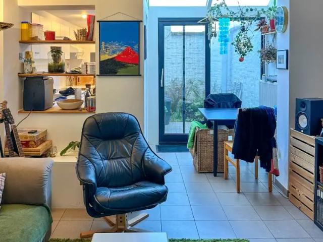 Gezellig rijhuisje met 3 slaapkamers en mezzanine in Gent 126m²