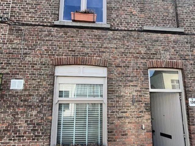 Gezellige en verzorgde stadswoning nabij de kazernevest ide