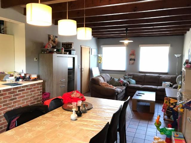 Gezellige hoevewoning in het centrum van Lommel!