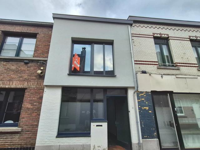 Gezellige instapklare woning in centrum van Wetteren