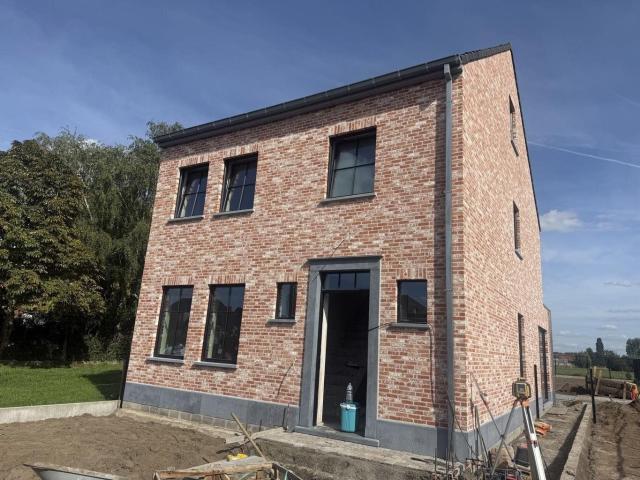 Gezellige nieuwbouwwoning met prachtig uitzicht over de weil