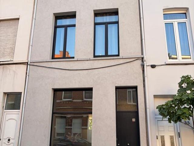 Gezellige woning met 3 slaapkamers te huur in Oud Berchem