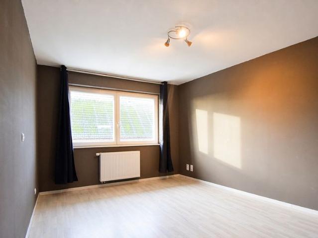 Gezellige woning met ruime tuin te huur in Beerst