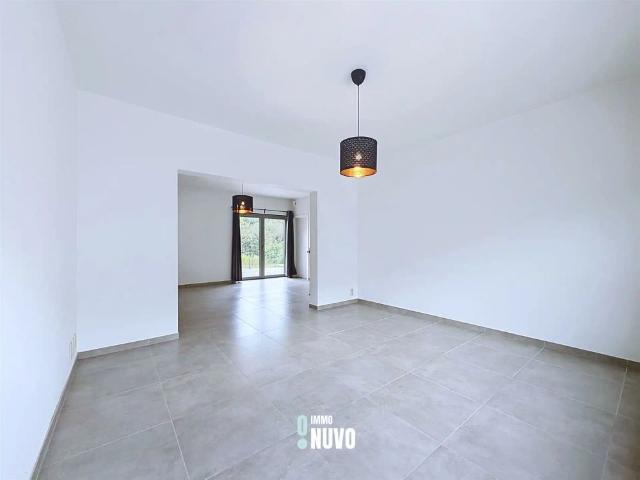 Gezinswoning met 3 slaapkamers, bureau, tuin en garage