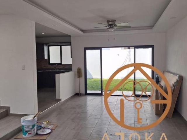 GFCV2540 CASAS EN VENTA COL LOMA DEL GALLO, MADERO INFORMES 833 202 60 54