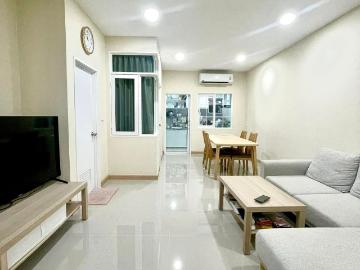 GH01224 Golden Neo Sukhumvit Lasalle