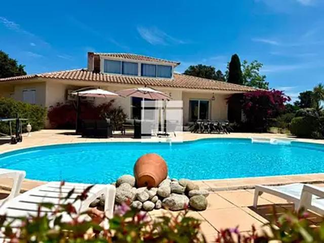 Ghisonaccia 20240 Achat / Vente maison 5 pièces t5 piscine terrasse