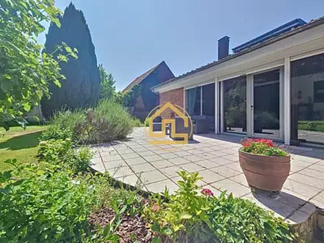 Ghissignies 59530 Achat / Vente maison 7 pièces t7 terrasse parking