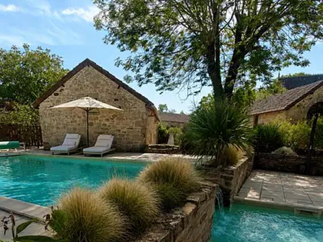 Ginals 82330 Achat / Vente maison 16 pièces t16 au dernier étage piscine