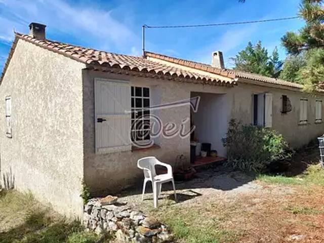 Ginasservis 83560 Achat / Vente maison 4 pièces t4 terrasse parking