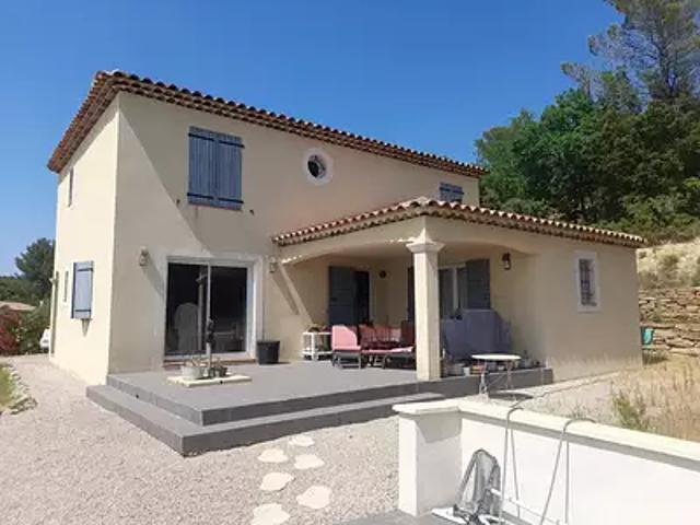 Ginasservis 83560 Achat / Vente maison 5 pièces t5 piscine jardin