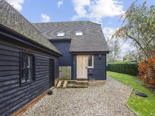 Ginge, Wantage OX12, 3 bed cottage to rent, £2,500 pcm | PrimeLocation