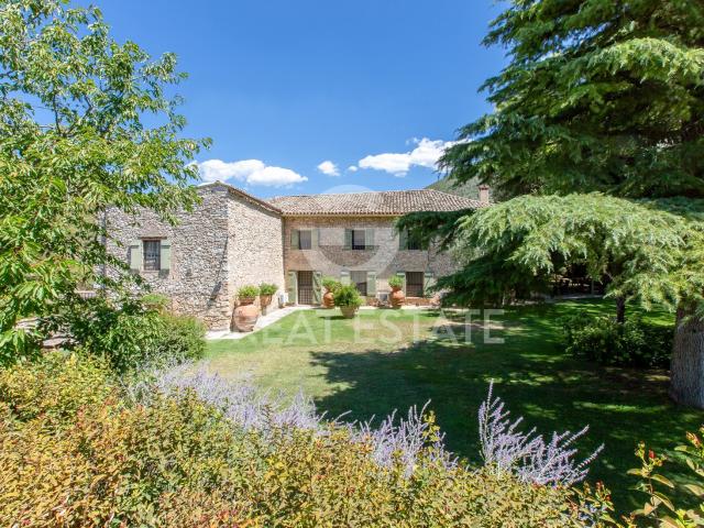 Gioiello sulla Valle 506m² Spoleto