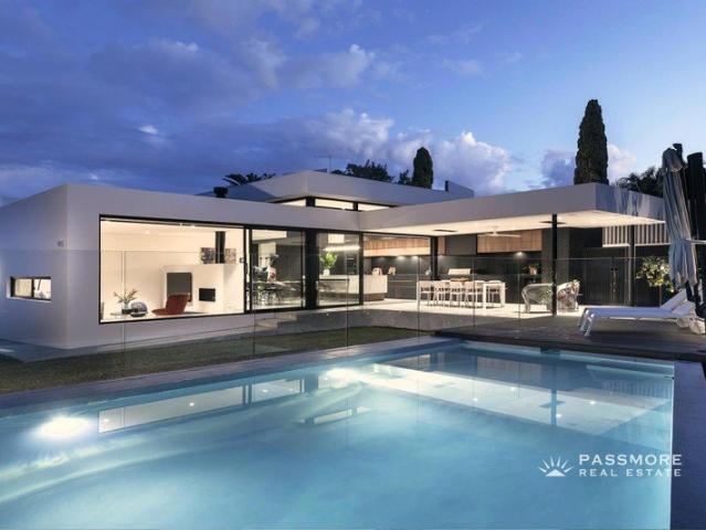GIORGI ARCHITECTURAL OASIS