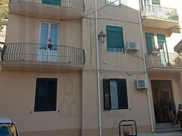 Giampilieri superiore bilocale 65mq