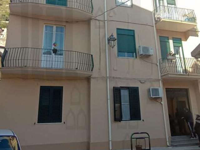 Giampilieri superiore bilocale 65mq
