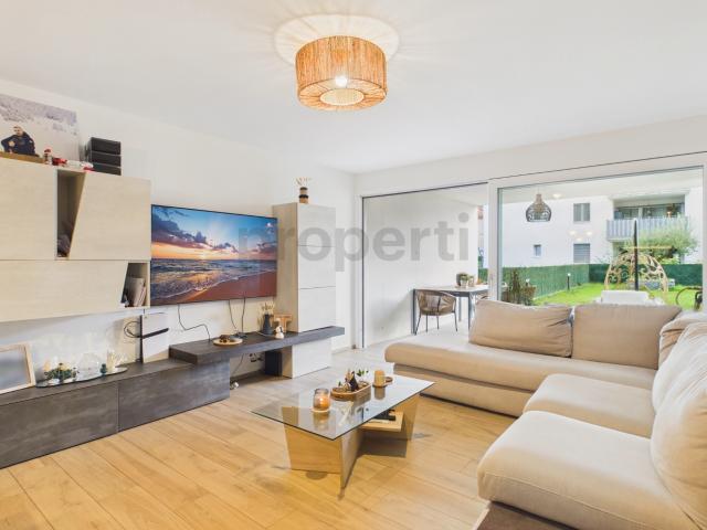 Giardino Privato di 122 m², Ampia Terrazza Coperta & Esposizione a Sud