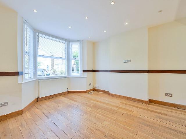 Gibbon Road, North Kingston, Kingston Upon Thames KT2, 3 bed property to rent, £4,500 pcm | PrimeLocation