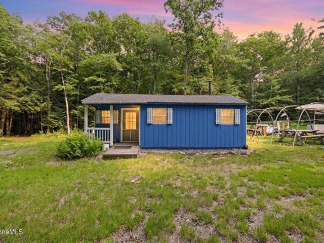Gibbs Rd, Blandford, Home For Sale