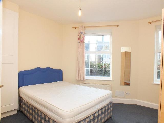 Gibraltar House, Harlesden, 9 NW10, 1 bed flat to rent, £1,500 pcm | PrimeLocation