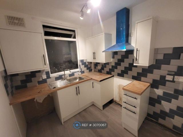 Gidlow Road, Liverpool L13, 2 bed terraced house to rent, £850 pcm | PrimeLocation