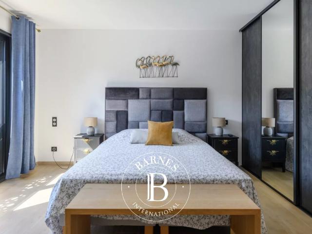 Giens Villa Contemporaine Avec Piscine Plage A Pied 136m² Hyères
