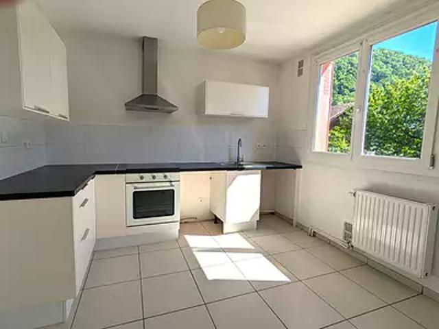 Gières 38610 Achat / Vente appartement 3 pièces t3 cave balcon