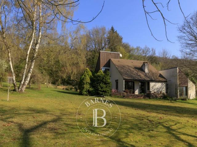 Gif sur Yvette Maison d'architecte de 217 m² Terrain de 2700 m²