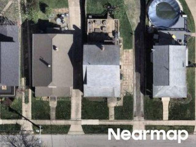 Gifford Ave
