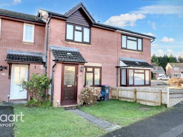 Gifford Close, Cwmbran 2 bed terraced house to rent £1,150 pcm £265 pw