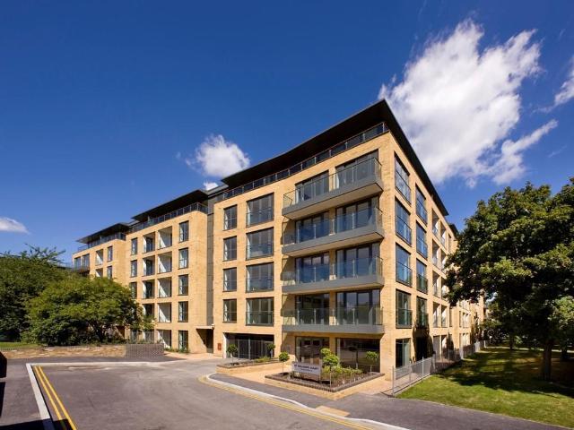 Gifford Street, London, N1 1 bed apartment to rent £2,450 pcm £565 pw