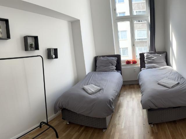 Gigantic luxury suite!, Dusseldorf Amsterdam Apartments for Rent