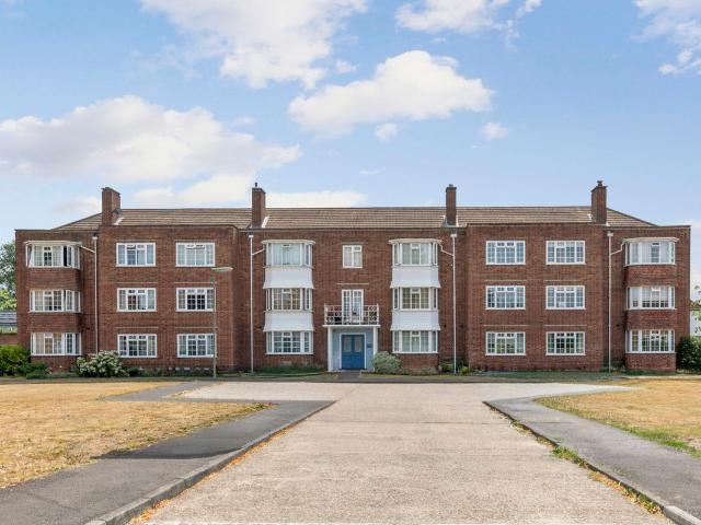 Giggs Hill Gardens, Thames Ditton, Surrey KT7, 2 bed maisonette to rent, £2,200 pcm | PrimeLocation
