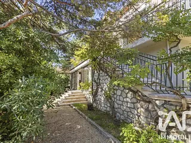 Gignac la Nerthe 13180 Achat / Vente maison 7 pièces t7 terrasse parking
