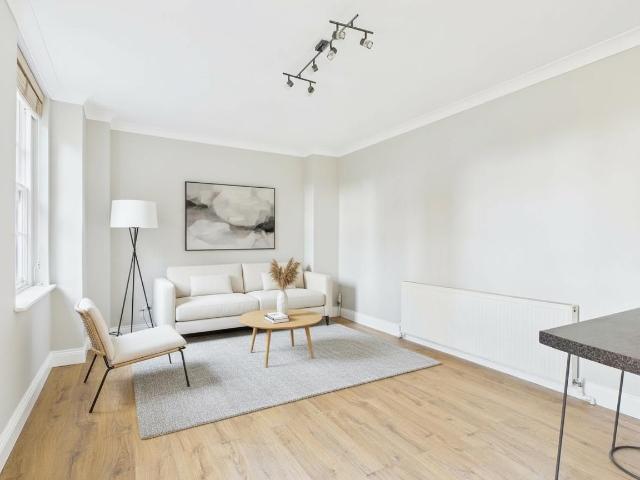 Gilbert Close, London SE18, 1 bed flat to rent, £1,700 pcm | PrimeLocation