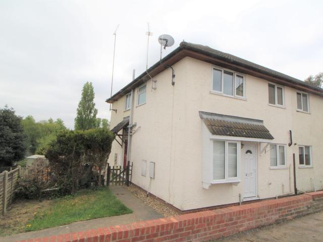 Gilberd Road, Colchester CO2, 2 bed terraced house to rent, £1,050 pcm | PrimeLocation