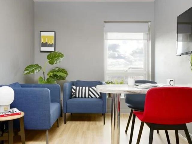Giles 2 Bed Apartment Single Occupancy