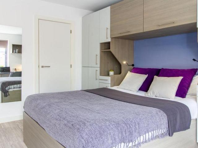 Gilesgate, Durham DH1 Studio to rent £1,192 pcm £275 pw