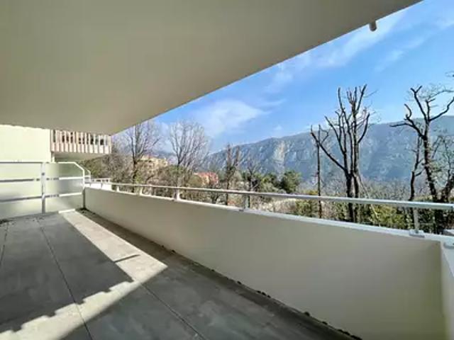 Gilette 06830 Achat / Vente appartement 3 pièces t3