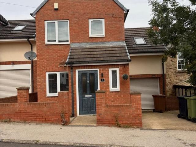 Gill Terrace, Sunderland, Tyne And Wear SR4, 3 bed detached house to rent, £850 pcm | PrimeLocation