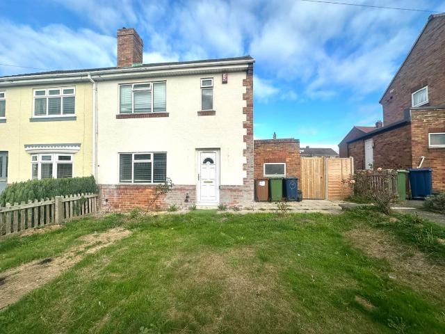 Gillas Lane, Houghton Le Spring, Tyne And Wear DH5, 2 bed terraced house to rent, £900 pcm | PrimeLocation