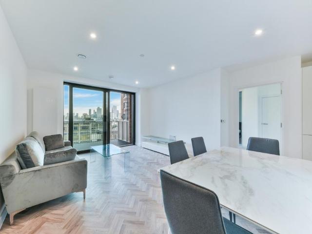 Gillender Street, E3 1 bed apartment to rent £1,900 pcm £438 pw